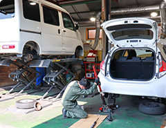 民間車検工場イメージ1