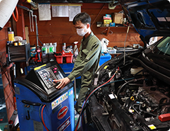 民間車検工場イメージ2