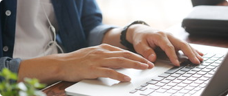 レンタカーを予約する